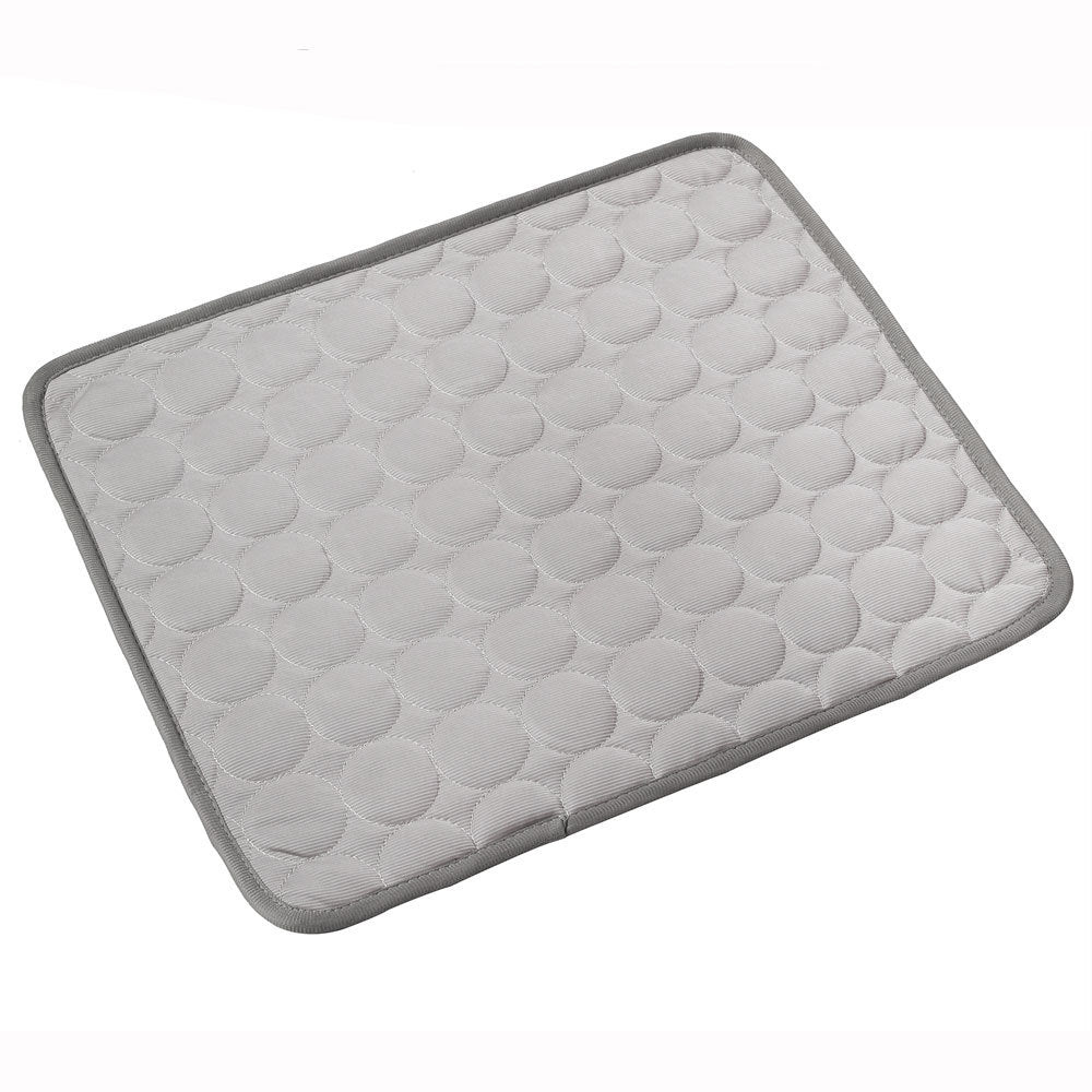 Tapis Rafraîchissant pour Chien – En Soie Glacée, Respirant & Sans Eau