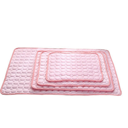 Tapis Rafraîchissant pour Chien – En Soie Glacée, Respirant & Sans Eau